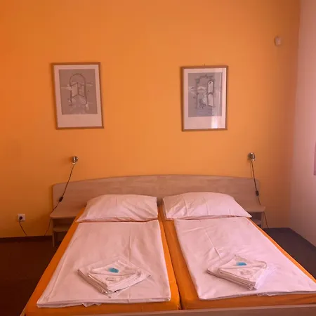 Sádek 3* Díly