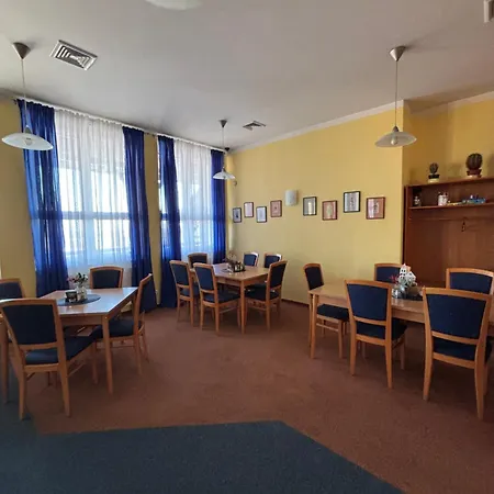 Szálloda Sádek 3*
