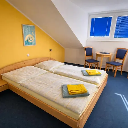 Sadek Hotell Díly